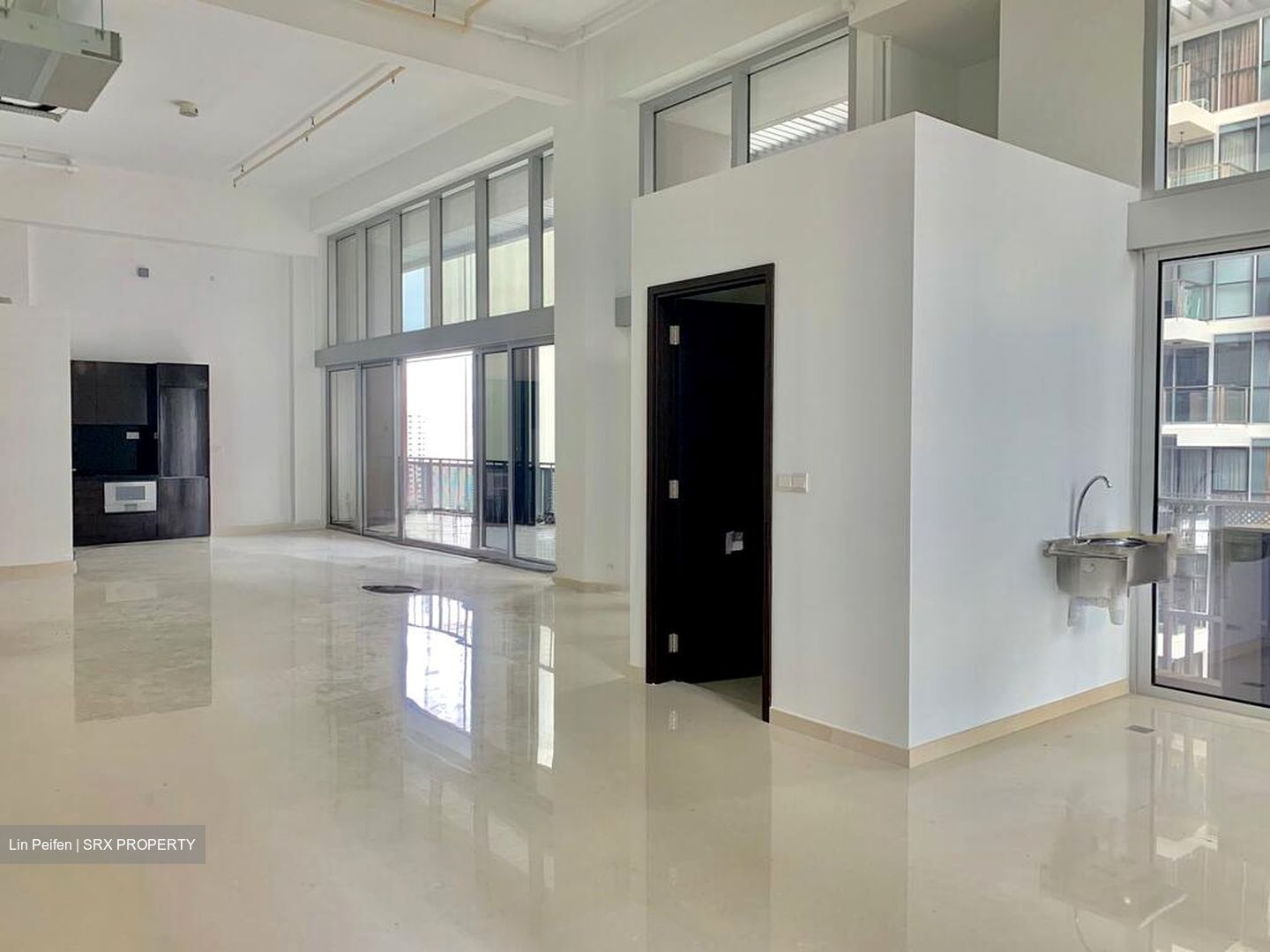 Eon Shenton (D2), Office #517535871